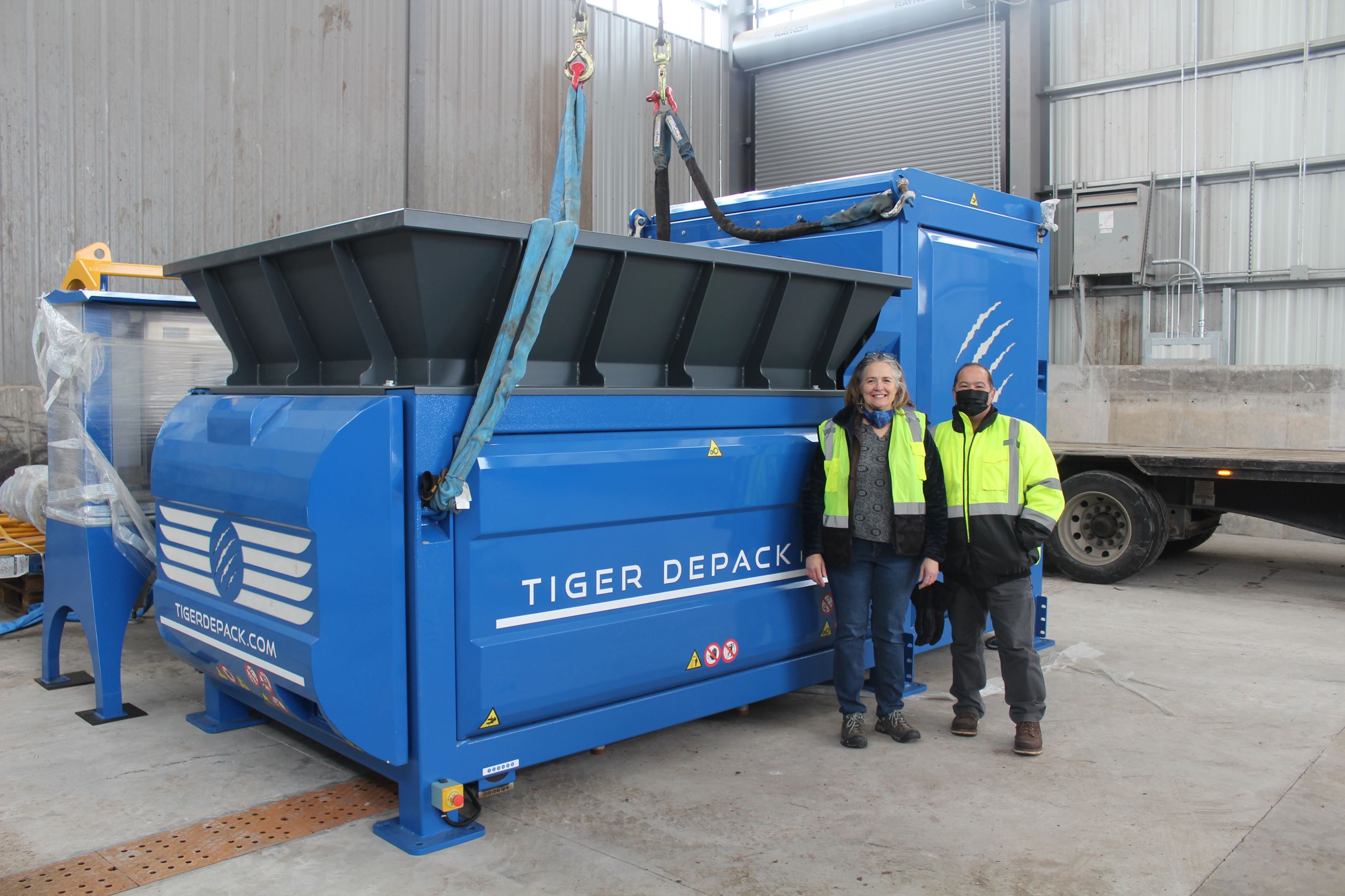 Tiger depackager machine